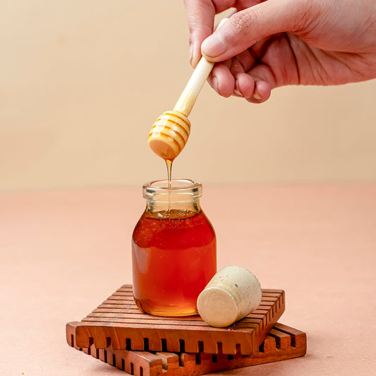Organic Honey And Dipper
